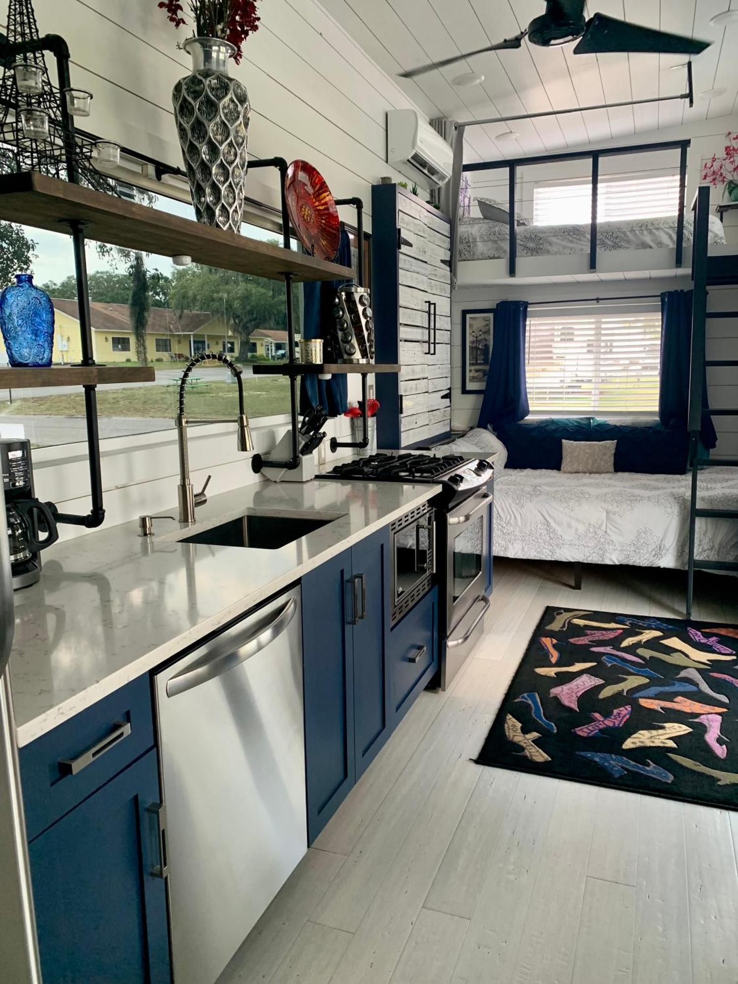 Willa Pet Friendly, Modern Tiny House In Vibrant Clermont Zewnętrze zdjęcie